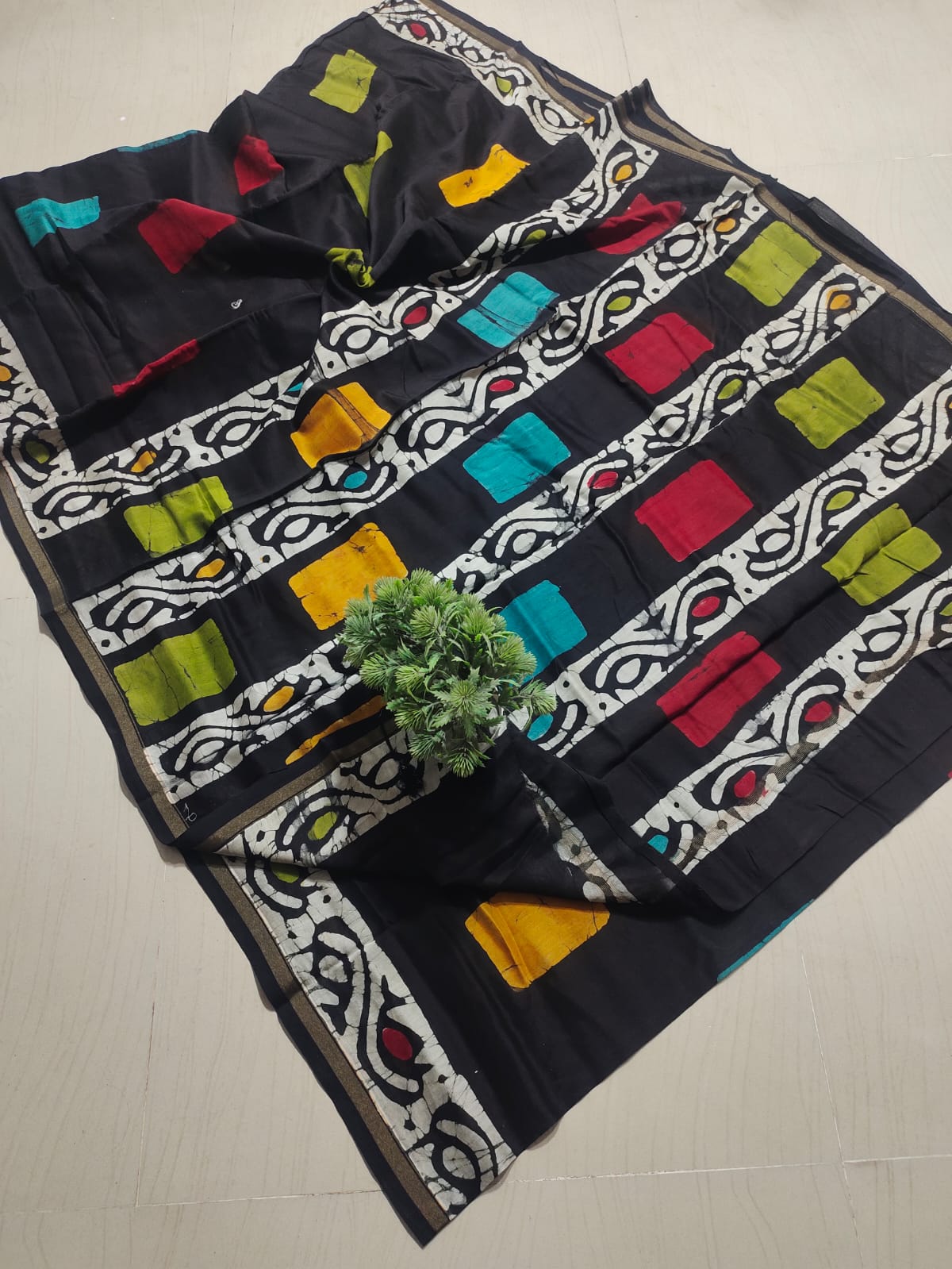 ✨Contemporary Geometric Dabu/Batik Block Printed Pure Cotton Saree with Running Blouse✨ Piece