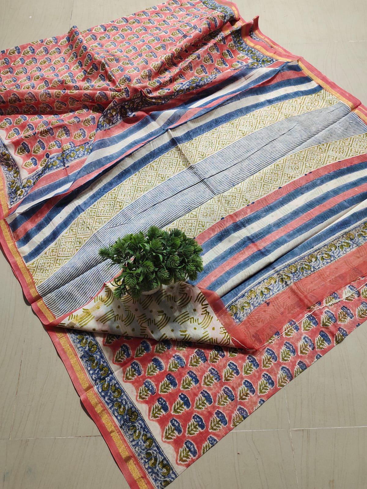 ✨Elegant Peach Pink & Indigo Blue Floral Block Printed Pure Cotton Saree with Running Blouse Piece ✨